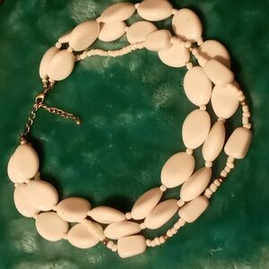 White chunky Resin beaded layered necklace 18  inches long
